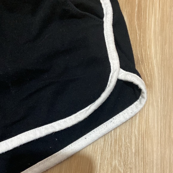 Old Navy comfy cotton shorts. Brand new with pockets - Picture 6 of 6